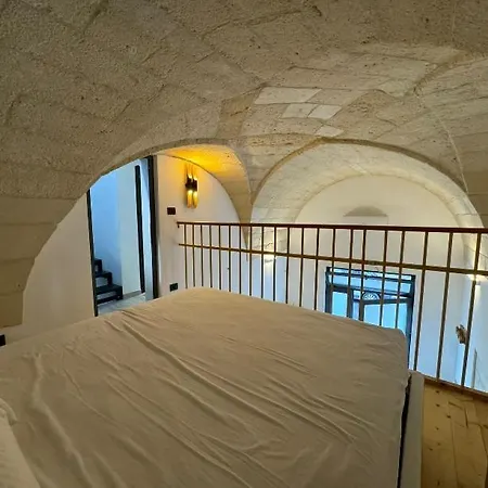 Casa Leonardo * לצ'ה