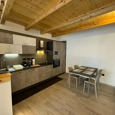דירה Casa Leonardo לצ'ה